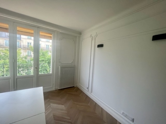 Photo bureau rue 3.jpg